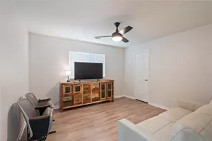 2210 Ninos Dr, League City, TX 77539 - Photo 32