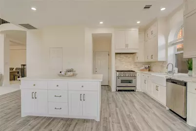 4114 W Northampton Place, Houston, TX 77098 - Photo 16