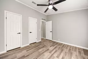 14262 Shadow Bay Dr, Willis, TX 77318 - Photo 18