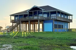 1432 County Rd 230, Sargent, TX 77414 - Photo 4