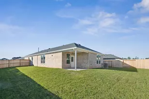 602 Amber Fls Dr, Montgomery, TX 77356 - Photo 32