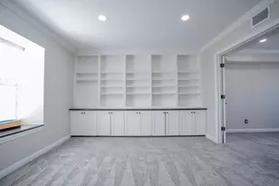 9029 Gaylord St, Houston, TX 77024 - Photo 4