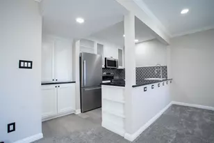 9029 Gaylord St, Houston, TX 77024 - Photo 10