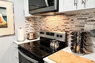 1405 Hyde Park, Houston, TX 77006 - Photo 8