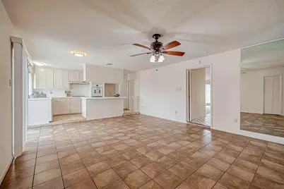 10607 Silkwood Drive, Houston, TX 77031 - Photo 16