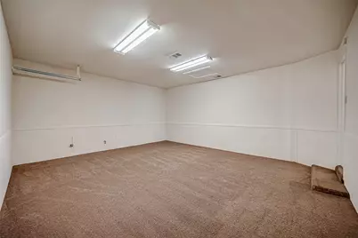 10607 Silkwood Drive, Houston, TX 77031 - Photo 14