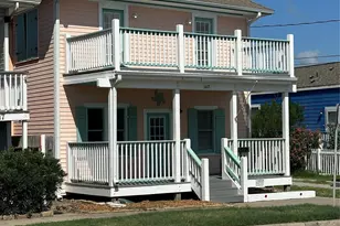 1615 16th St, Galveston, TX 77550 - Photo 2