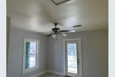 1615 16th Street, Galveston, TX 77550 - Photo 14