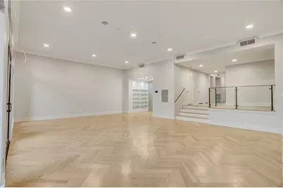 8800 Woodway Drive #8, Houston, TX 77063 - Photo 10