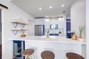 1010 Rosine St, Houston, TX 77019 - Photo 12