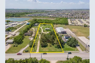5707 S Fm 565 Rd, Baytown, TX 77523 - Photo 2
