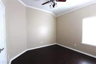 3205 Granite Gate Ln, Dickinson, TX 77539 - Photo 10