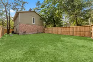 2 Ground Brier Ct, The Woodlands, TX 77381 - Photo 24