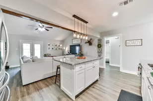 5421 Bramble Ln, Dickinson, TX 77539 - Photo 10