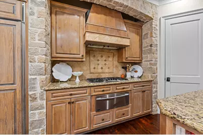 11935 Broken Bough Drive, Bunker Hill Village, TX 77024 - Photo 20