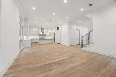 3 Wentworth Green Way, Houston, TX 77027 - Photo 10