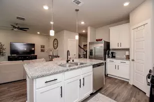 8435 Jetty Glen Dr, Cypress, TX 77433 - Photo 8
