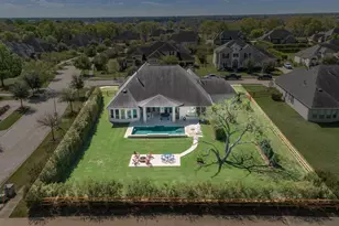 29702 Hay Field Ln, Fulshear, TX 77406 - Photo 2