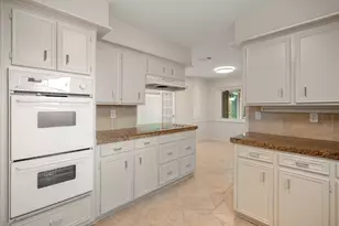 11611 Primwood Dr, Houston, TX 77070 - Photo 10