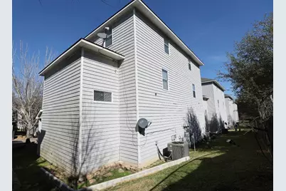 175 Binnacle Court #B, Willis, TX 77318 - Photo 2