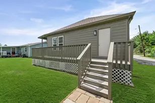 1212 Glendale, Dayton, TX 77535 - Photo 32
