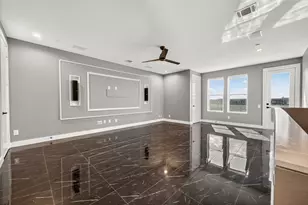 5919 E Post Oak Ln, Houston, TX 77055 - Photo 34