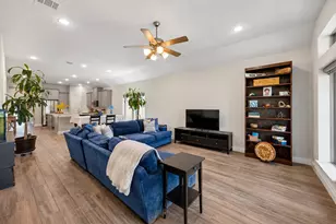 9230 Eckert Rd, Rosharon, TX 77583 - Photo 8