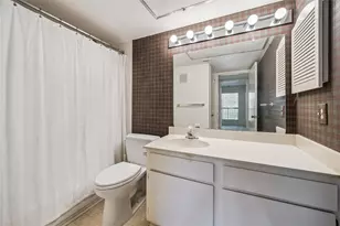 1601 S Shepherd Dr, Houston, TX 77019 - Photo 16