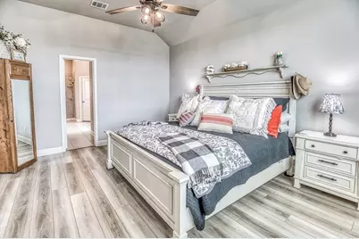 2001 Vineyard Pass, Brenham, TX 77833 - Photo 10