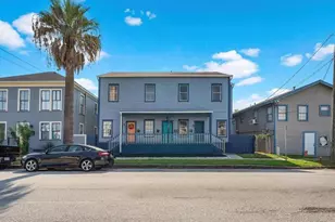 805 10th St, Galveston, TX 77550 - Photo 1