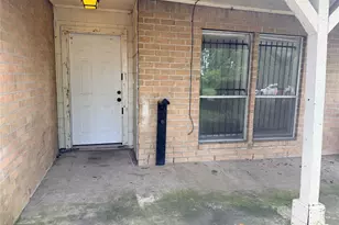 5602 Easthampton Dr, Houston, TX 77039 - Photo 2
