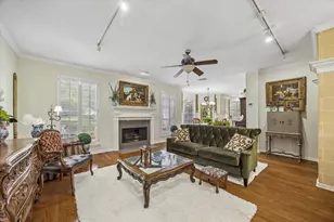 1019 Quiet Glen Ct, Sugar Land, TX 77479 - Photo 8