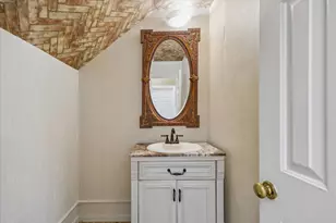 1019 Quiet Glen Ct, Sugar Land, TX 77479 - Photo 12