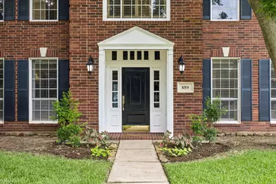 1019 Quiet Glen Court, Sugar Land, TX 77479 - Photo 4