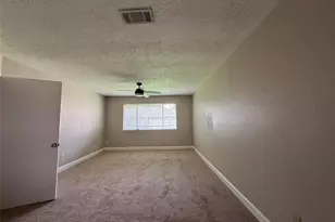 2103 Barrington Pl Dr, Sugar Land, TX 77478 - Photo 10