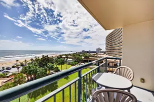 5220 Seawall Blvd, Galveston, TX 77551 - Photo 4