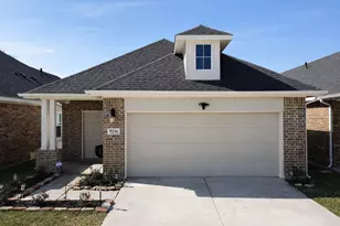 9256 Sea Gdn St, Houston, TX 77034 - Photo 1