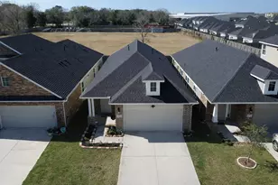 9256 Sea Gdn St, Houston, TX 77034 - Photo 2