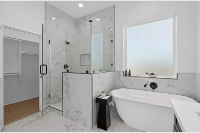 8705 Ojeman Villas Drive, Houston, TX 77055 - Photo 36