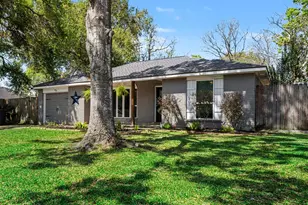 510 Brandywyne Dr, Friendswood, TX 77546 - Photo 16