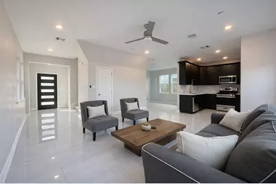 9315 Noel Street, Houston, TX 77033 - Photo 2