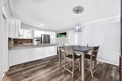 10226 Carlow Lane, La Porte, TX 77571 - Photo 8