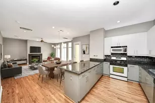 1112 Columbus St, Houston, TX 77019 - Photo 12
