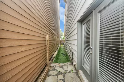 1112 Columbus Street #B, Houston, TX 77019 - Photo 6
