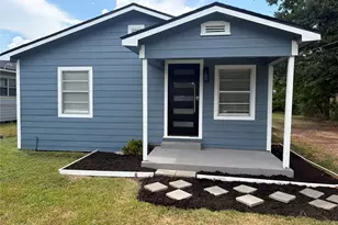 7909 Hoffman St, Houston, TX 77016 - Photo 2