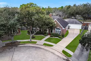 2211 Summer Reef Dr, League City, TX 77573 - Photo 30