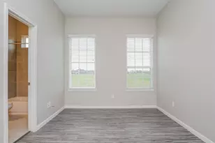651 Lakeland Cir, Rosharon, TX 77583 - Photo 10