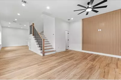 8323 Observatory Street #A/B, Houston, TX 77088 - Photo 18