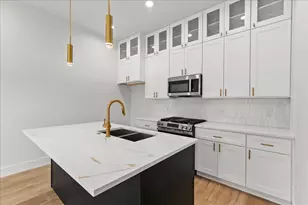 8323 Observatory St, Houston, TX 77088 - Photo 6