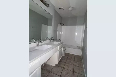 12318 De Forrest Street, Houston, TX 77066 - Photo 2